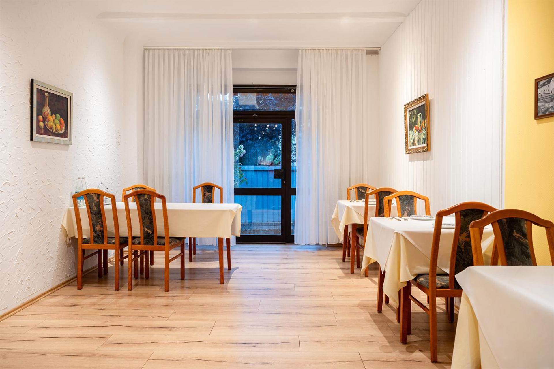 Hotel Sonne Бад-Гомбург-фор-дер-Гее Екстер'єр фото